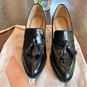 The Office of Angela Scott Ms. Leonie Black Patent Mid Heel